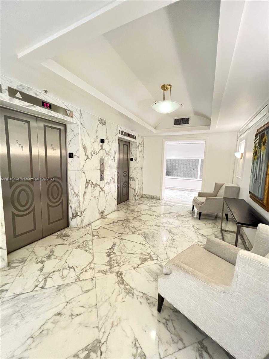 Small Image of 5700 COLLINS AVE #16B, Miami Beach Number 27