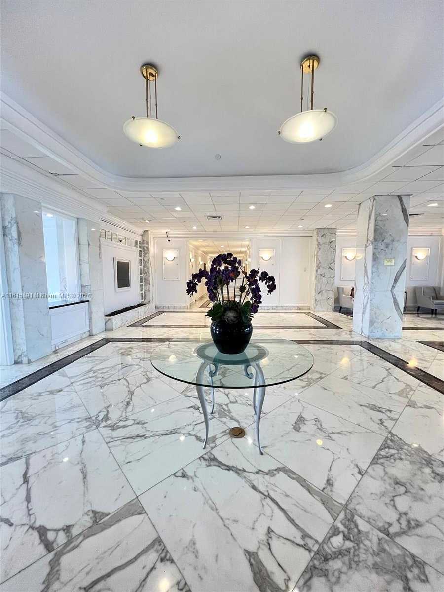 Small Image of 5700 COLLINS AVE #16B, Miami Beach Number 28