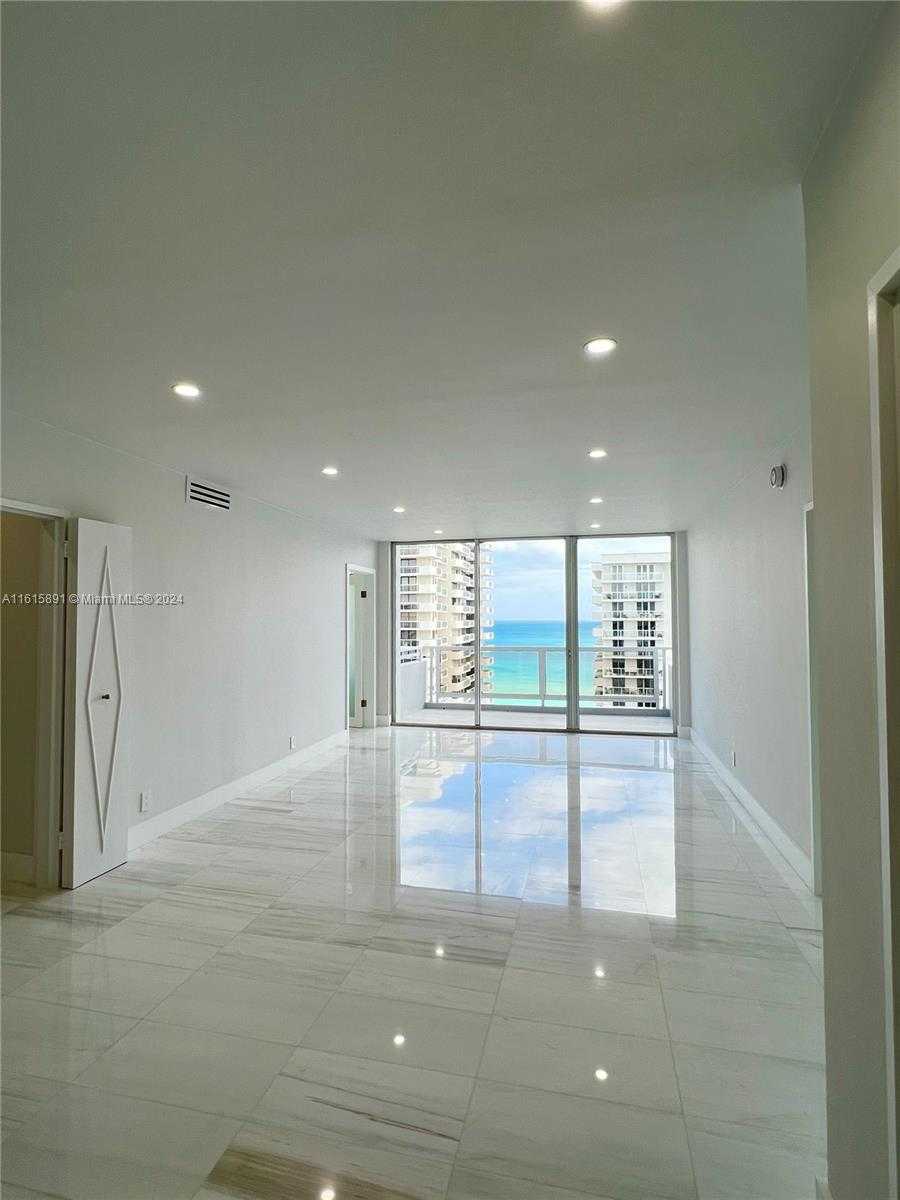 Small Image of 5700 COLLINS AVE #16B, Miami Beach Number 29