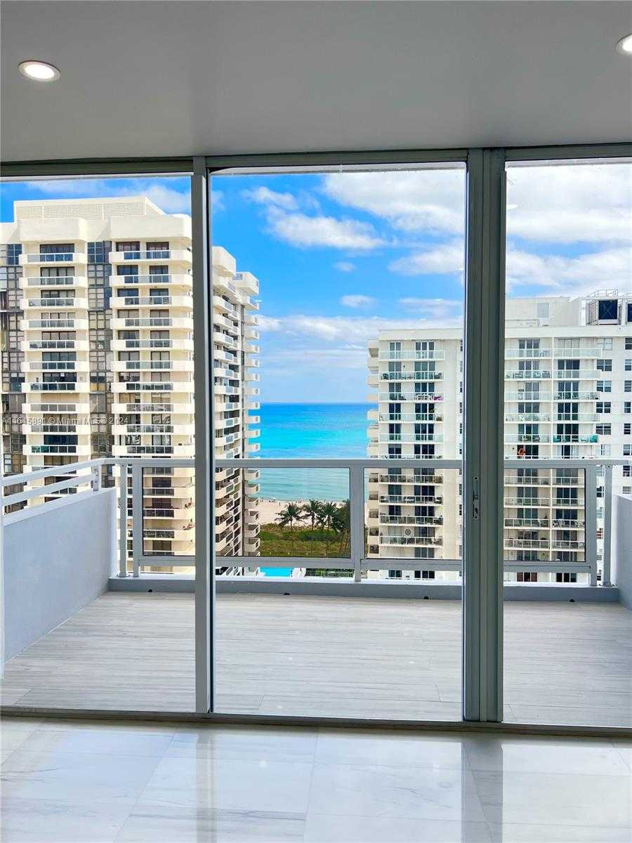 Small Image of 5700 COLLINS AVE #16B, Miami Beach Number 6