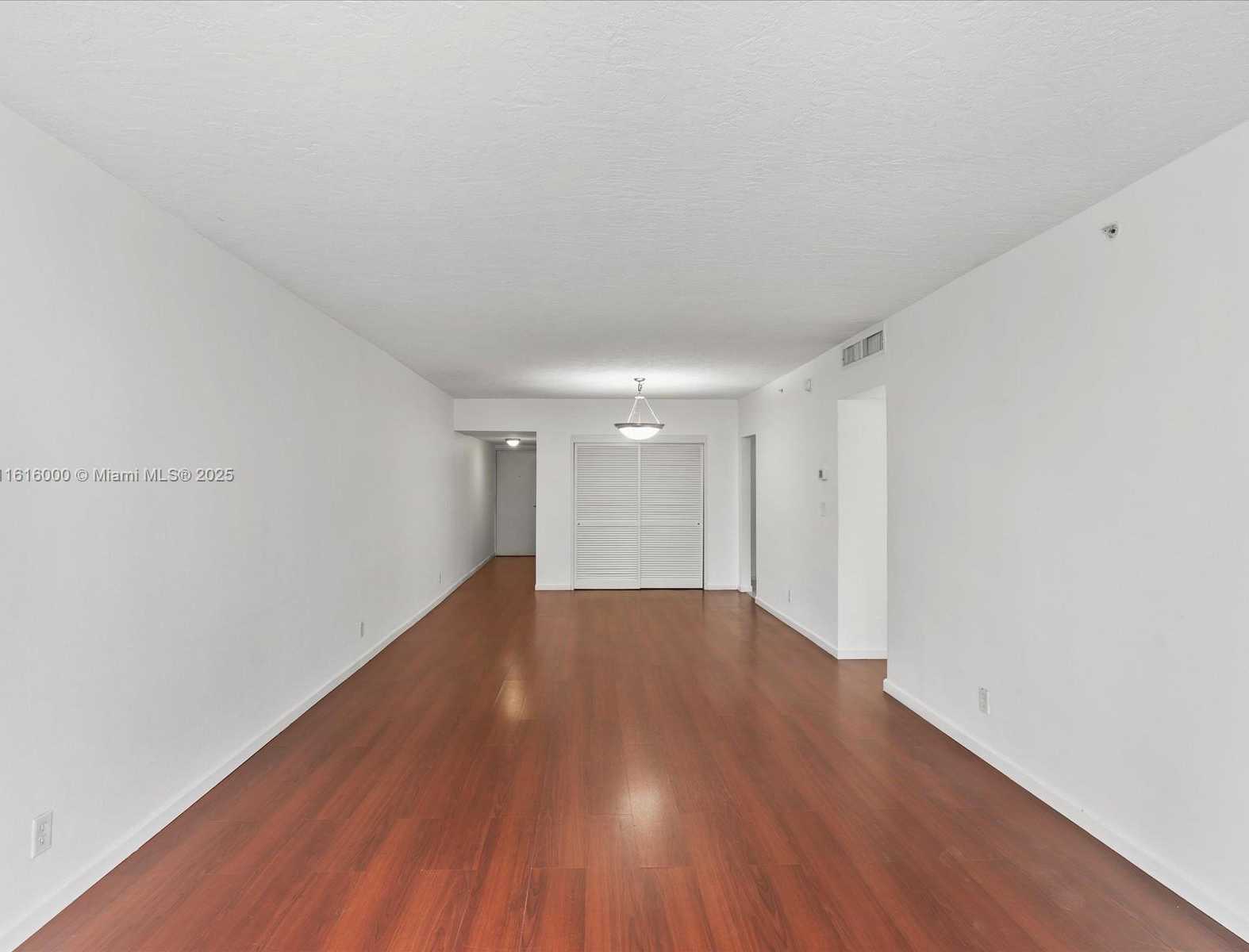 Small Image of 3000 SOUTH OCEAN DR #206, Hollywood Number 15