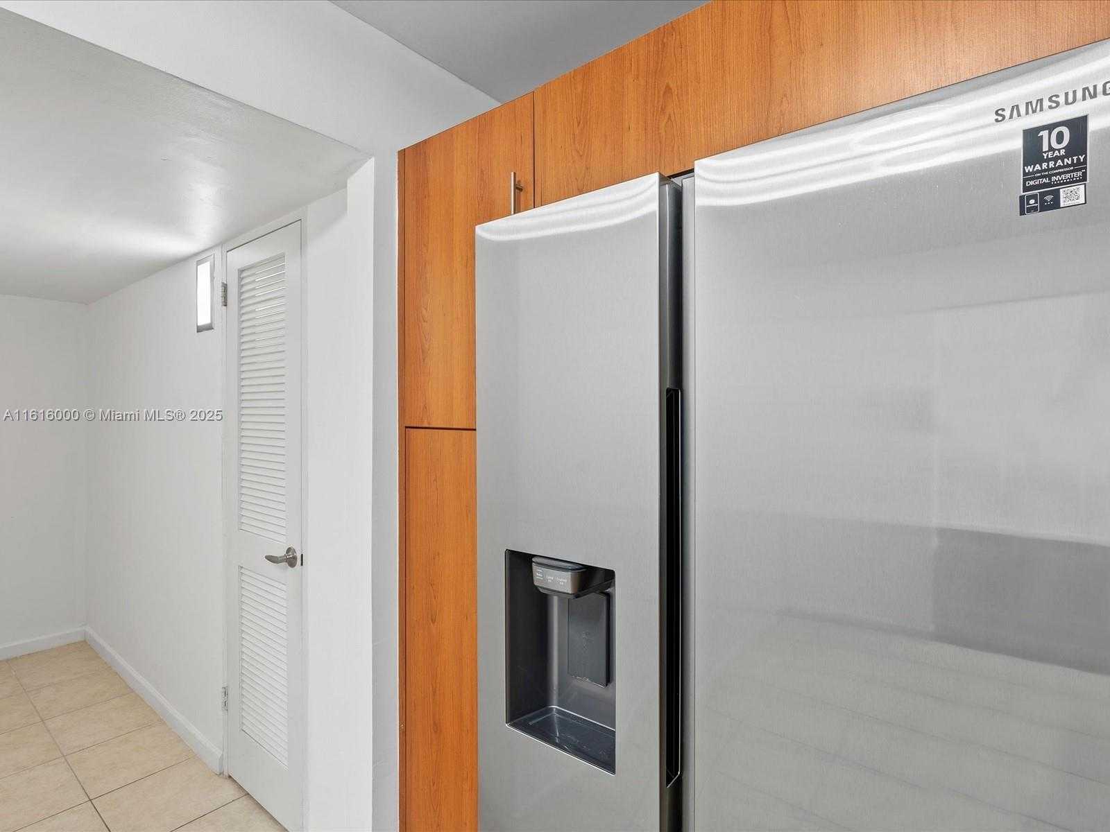 Small Image of 3000 SOUTH OCEAN DR #206, Hollywood Number 20