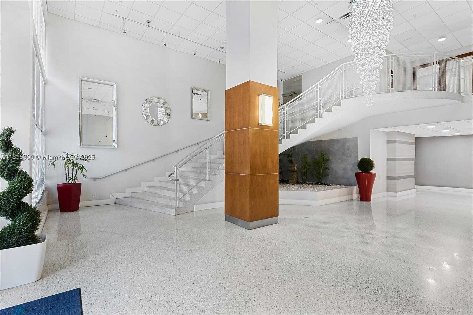 Small Image of 3000 SOUTH OCEAN DR #206, Hollywood Number 30
