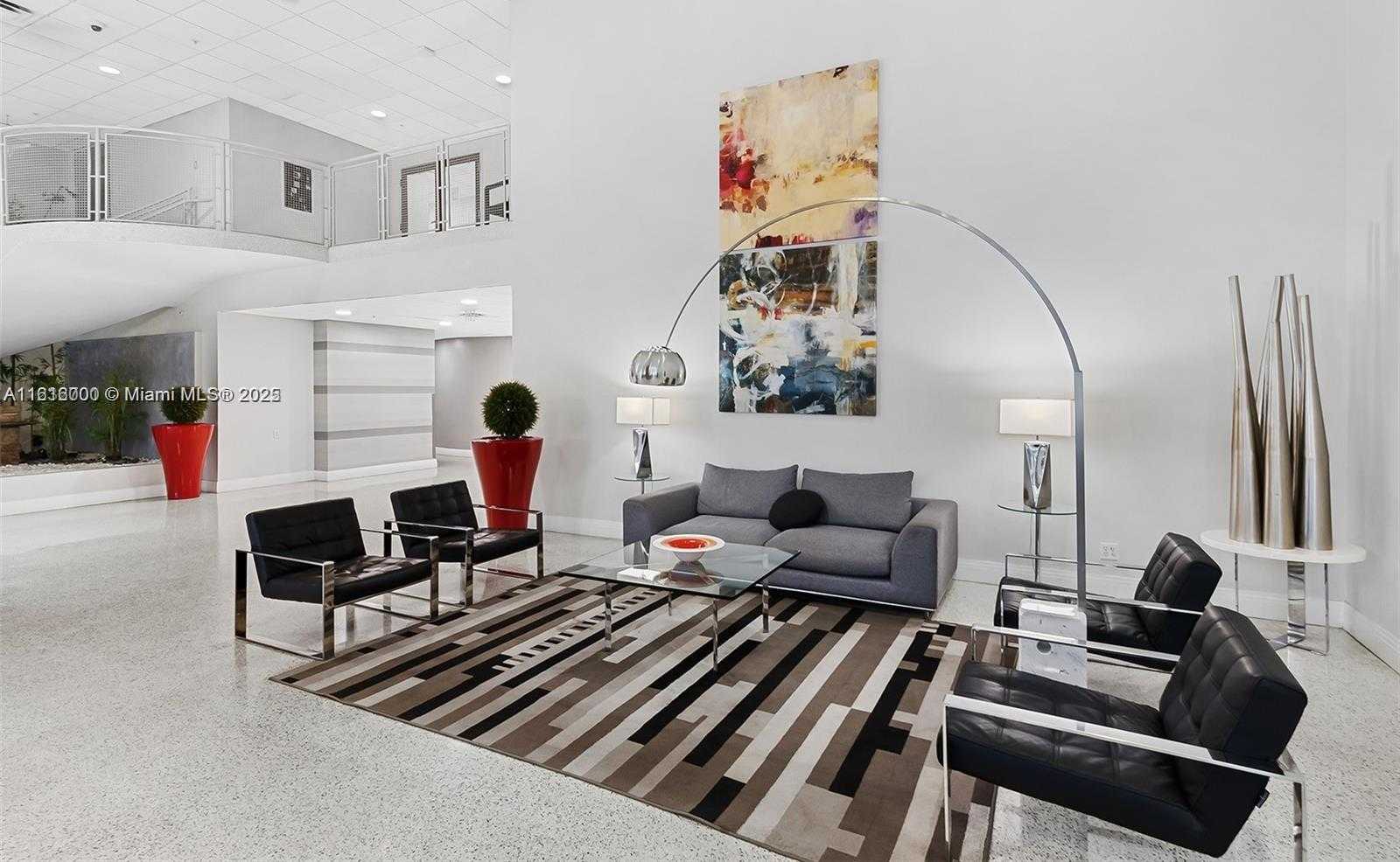 Small Image of 3000 SOUTH OCEAN DR #206, Hollywood Number 32