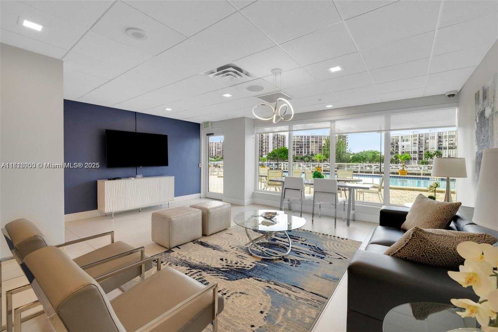 Small Image of 3000 SOUTH OCEAN DR #206, Hollywood Number 49