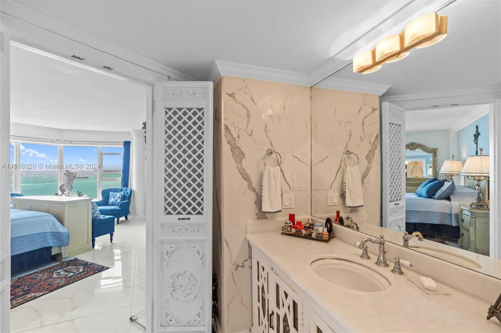 Small Image of 11111 BISCAYNE BLVD #21B, Miami Number 27