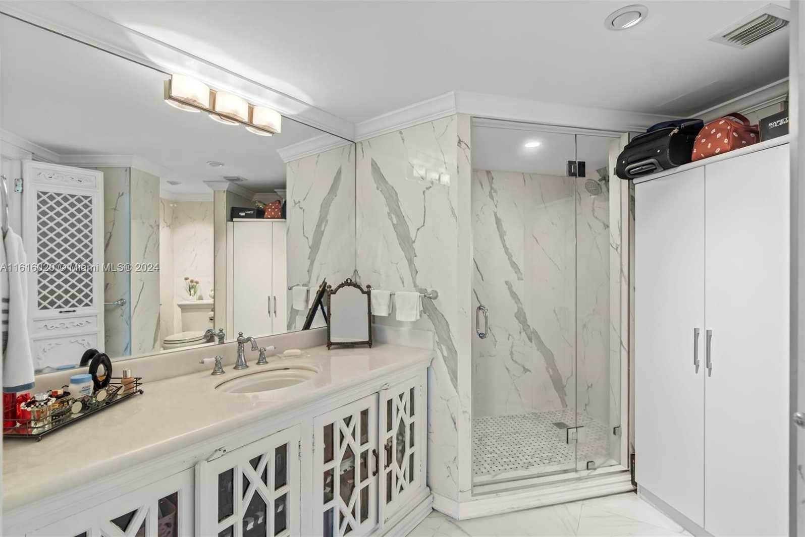 Small Image of 11111 BISCAYNE BLVD #21B, Miami Number 28