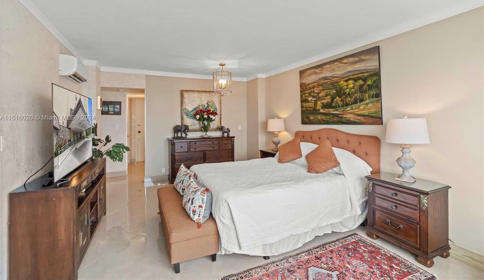 Small Image of 11111 BISCAYNE BLVD #21B, Miami Number 30