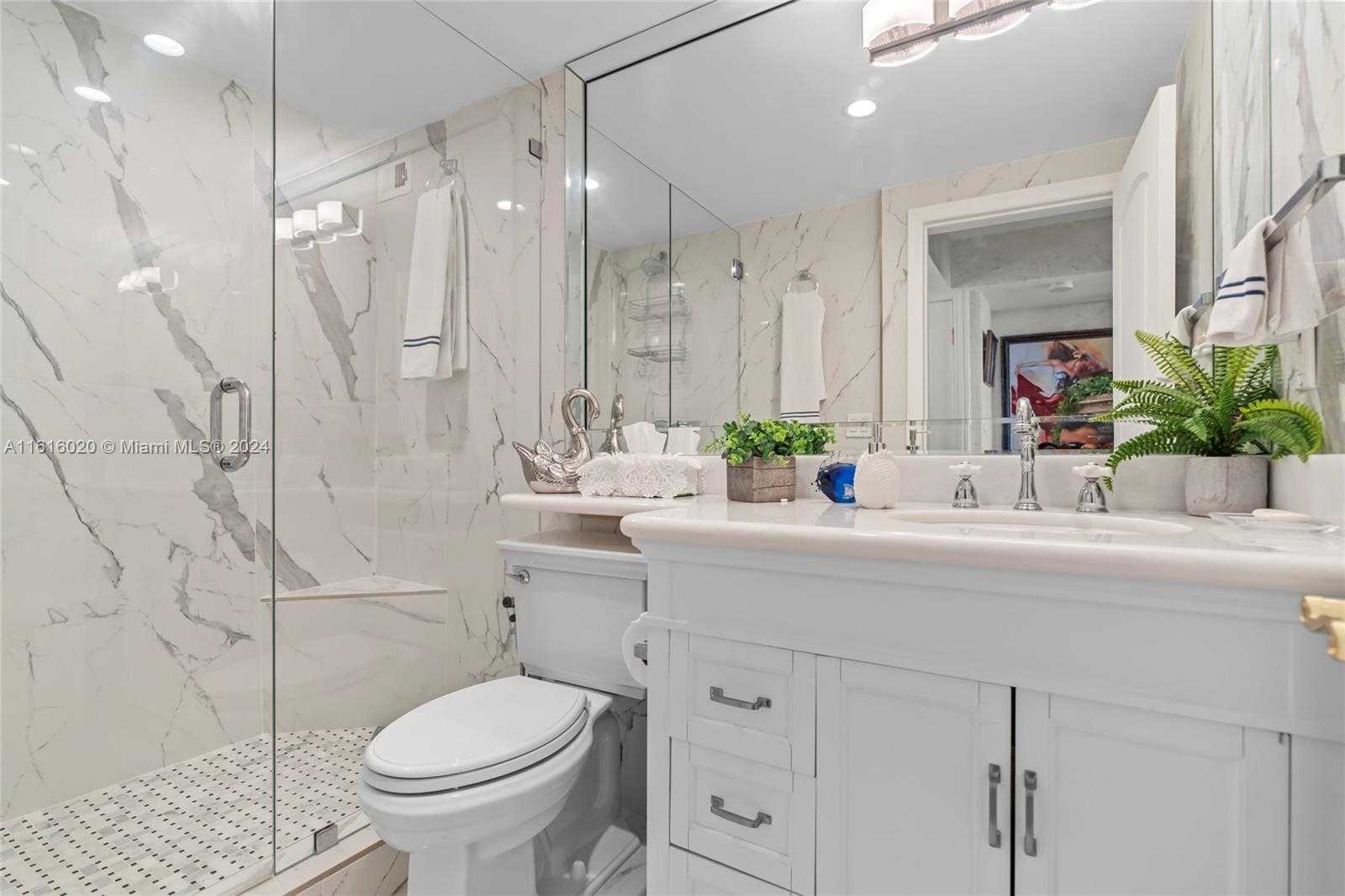 Small Image of 11111 BISCAYNE BLVD #21B, Miami Number 36