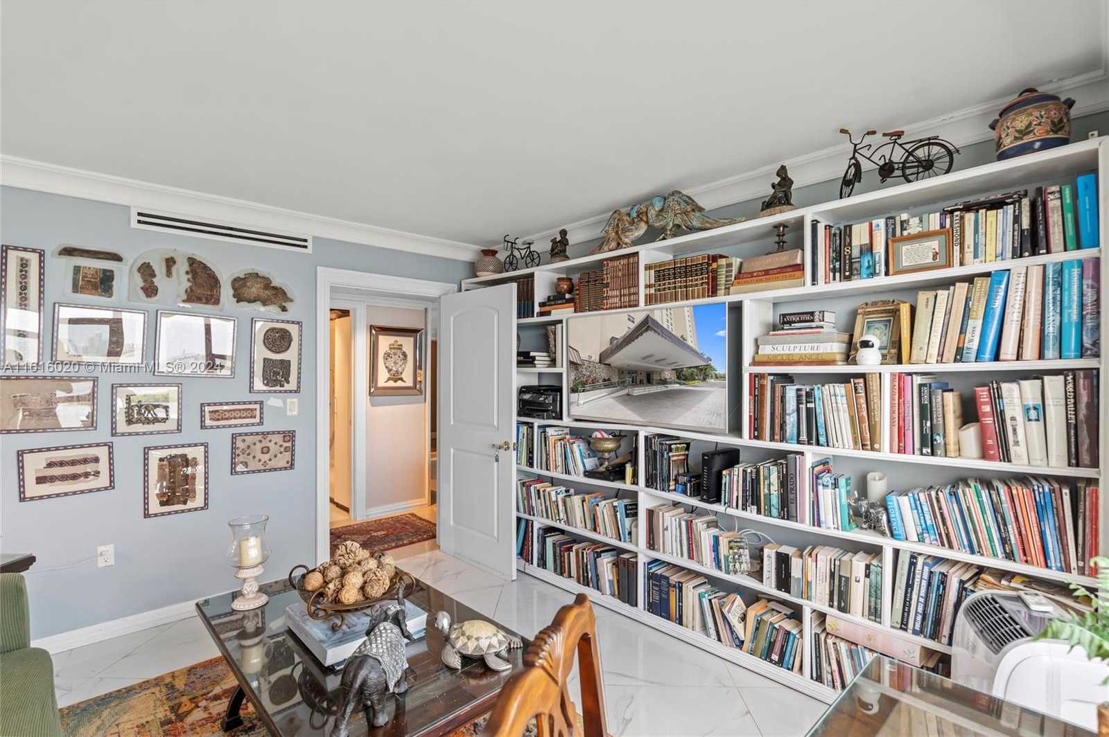 Small Image of 11111 BISCAYNE BLVD #21B, Miami Number 41