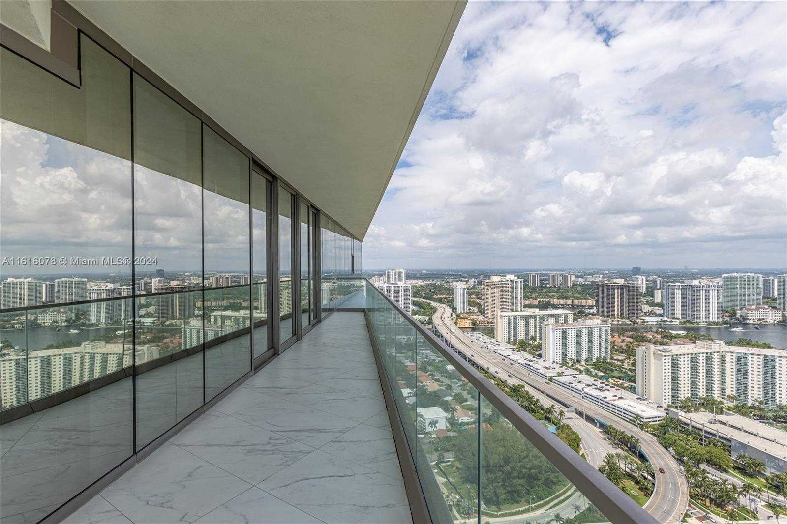 Small Image of 18975 COLLINS AVE #3500, Sunny Isles Beach Number 3