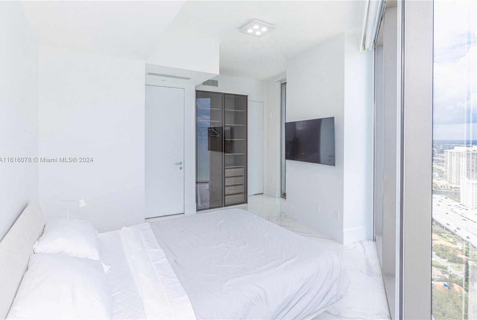 Small Image of 18975 COLLINS AVE #3500, Sunny Isles Beach Number 44