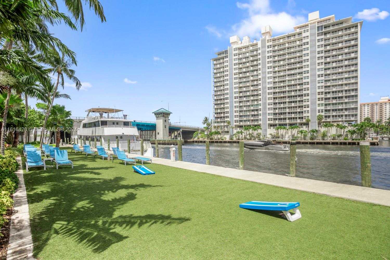 Small Image of Fort Lauderdale Number 17