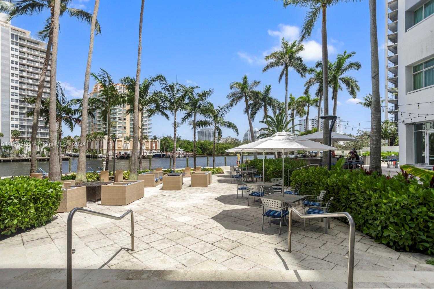 Small Image of Fort Lauderdale Number 18