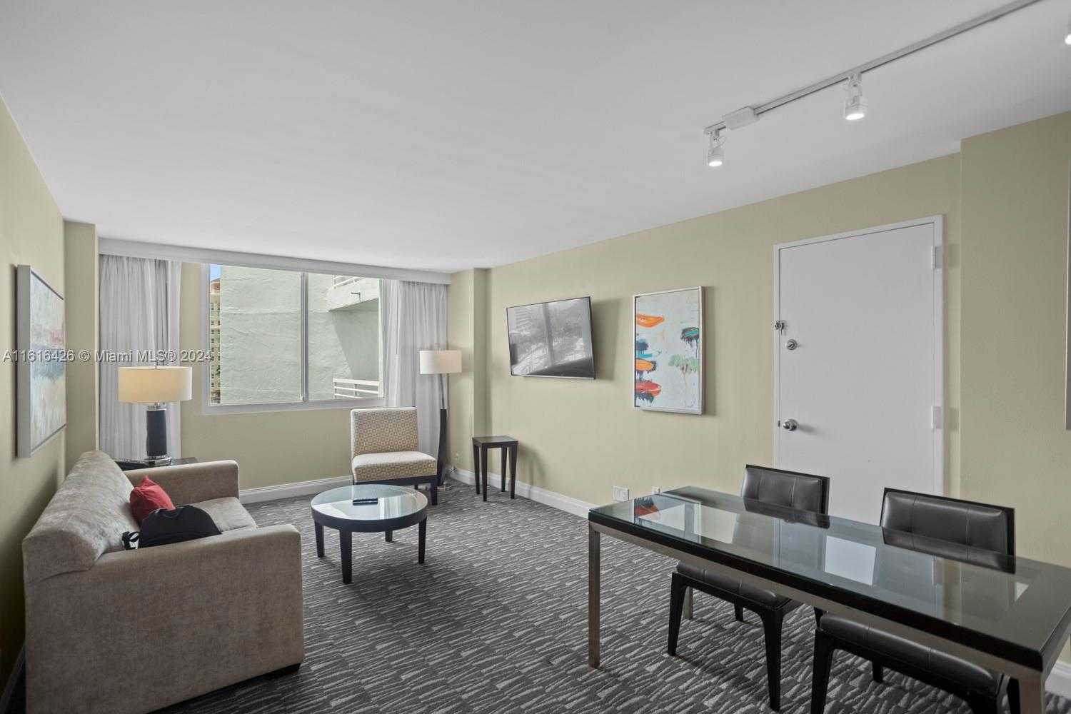 Small Image of Fort Lauderdale Number 36