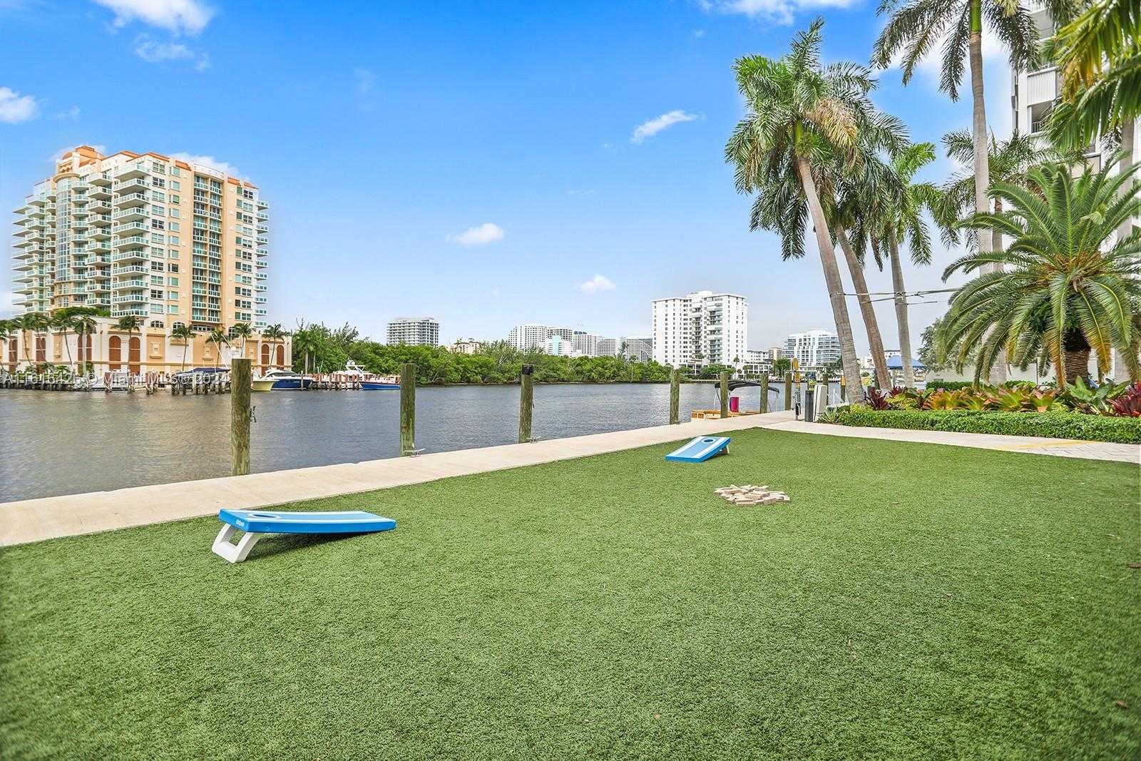 Small Image of Fort Lauderdale Number 4