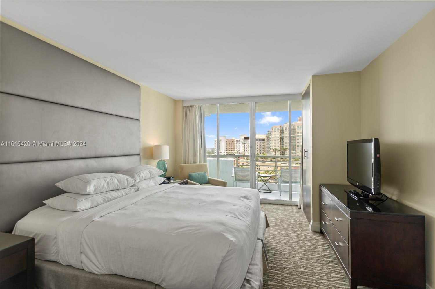 Small Image of Fort Lauderdale Number 52