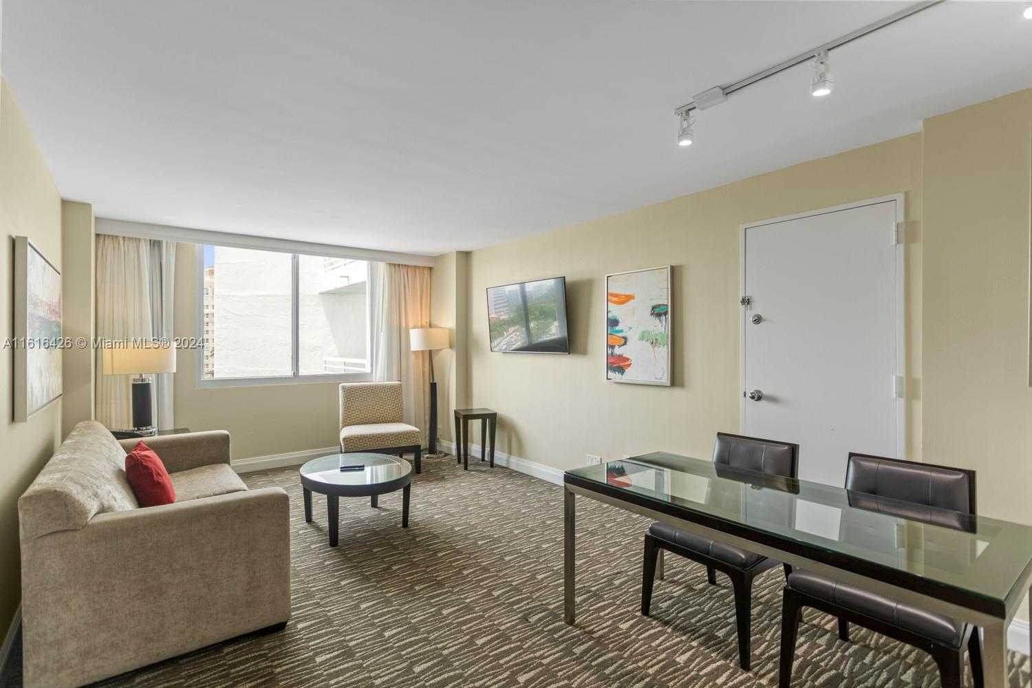 Small Image of Fort Lauderdale Number 60