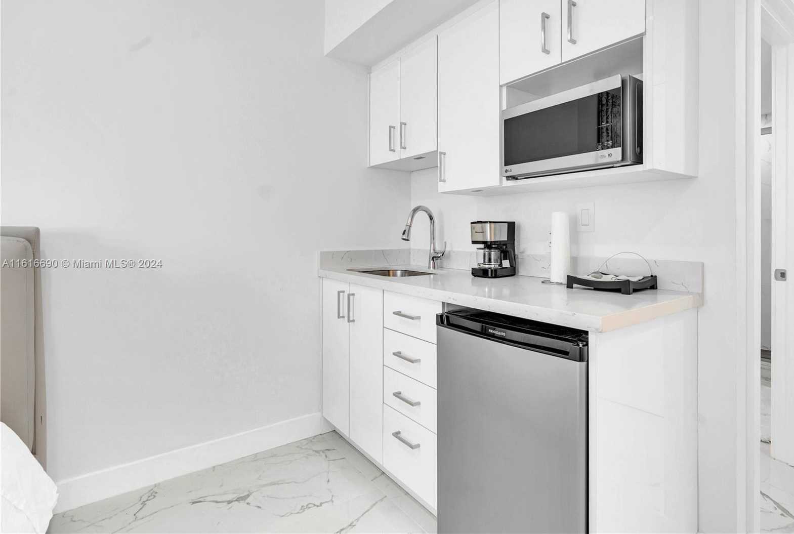 Small Image of 17375 COLLINS AVE #1703, Sunny Isles Beach Number 46