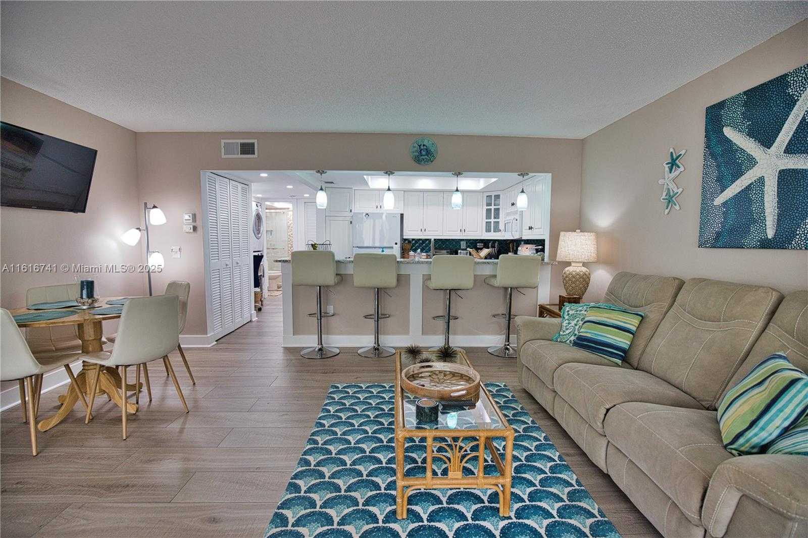 Small Image of 2810 NORTH BEACH RD #D108, Englewood Number 11