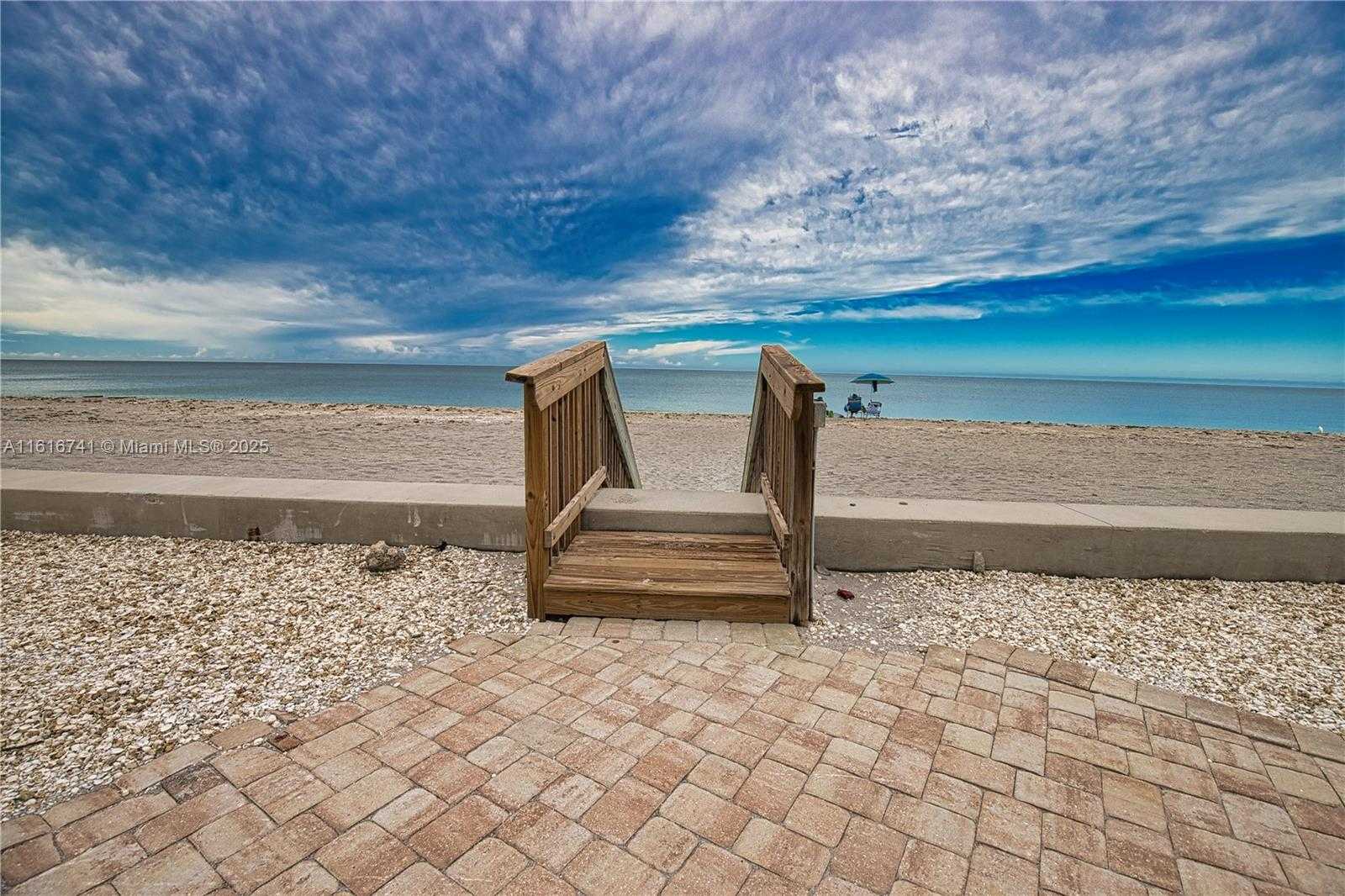 Small Image of 2810 NORTH BEACH RD #D108, Englewood Number 50