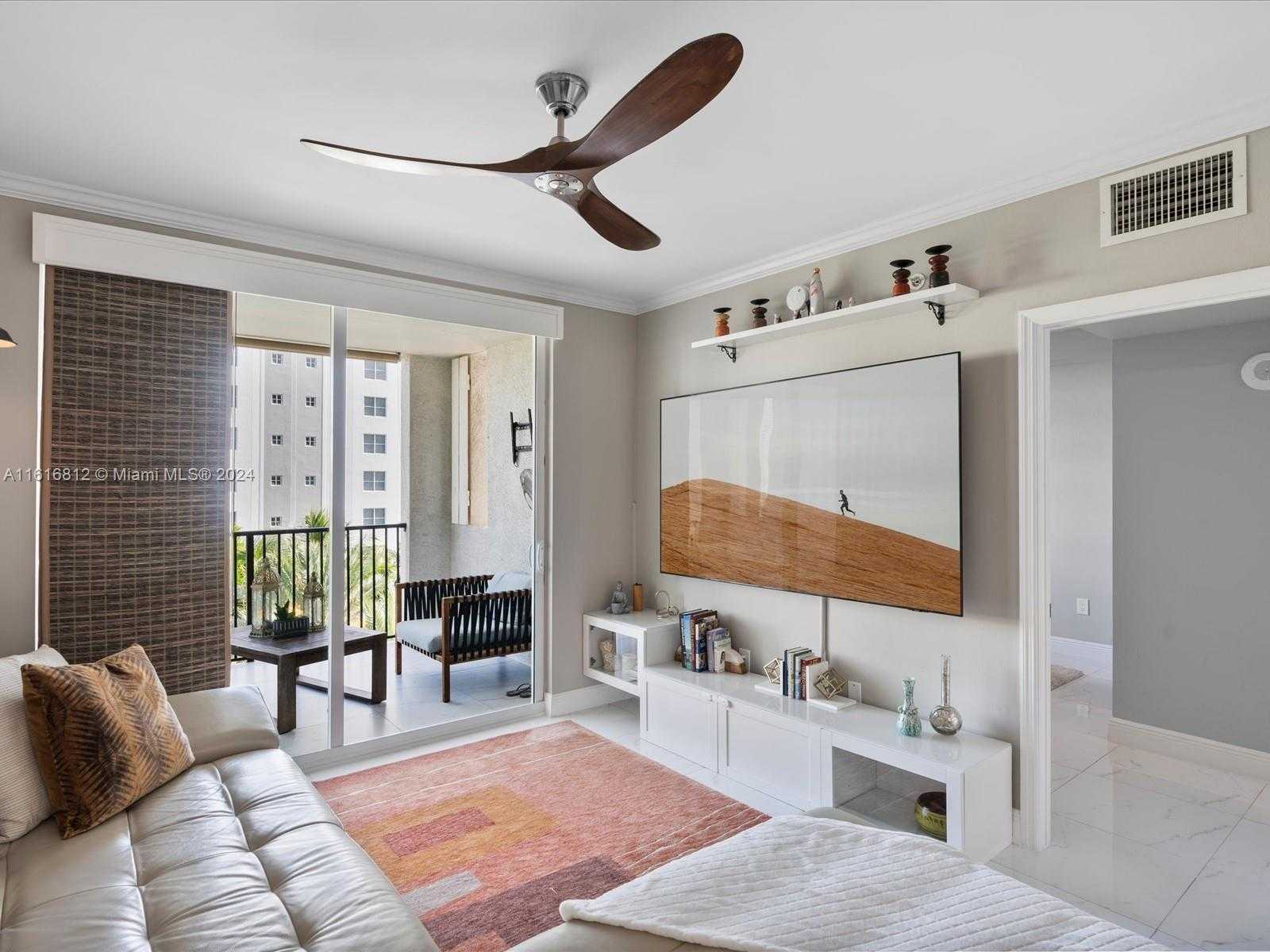 Small Image of 17100 NORTH BAY RD #1602, Sunny Isles Beach Number 11