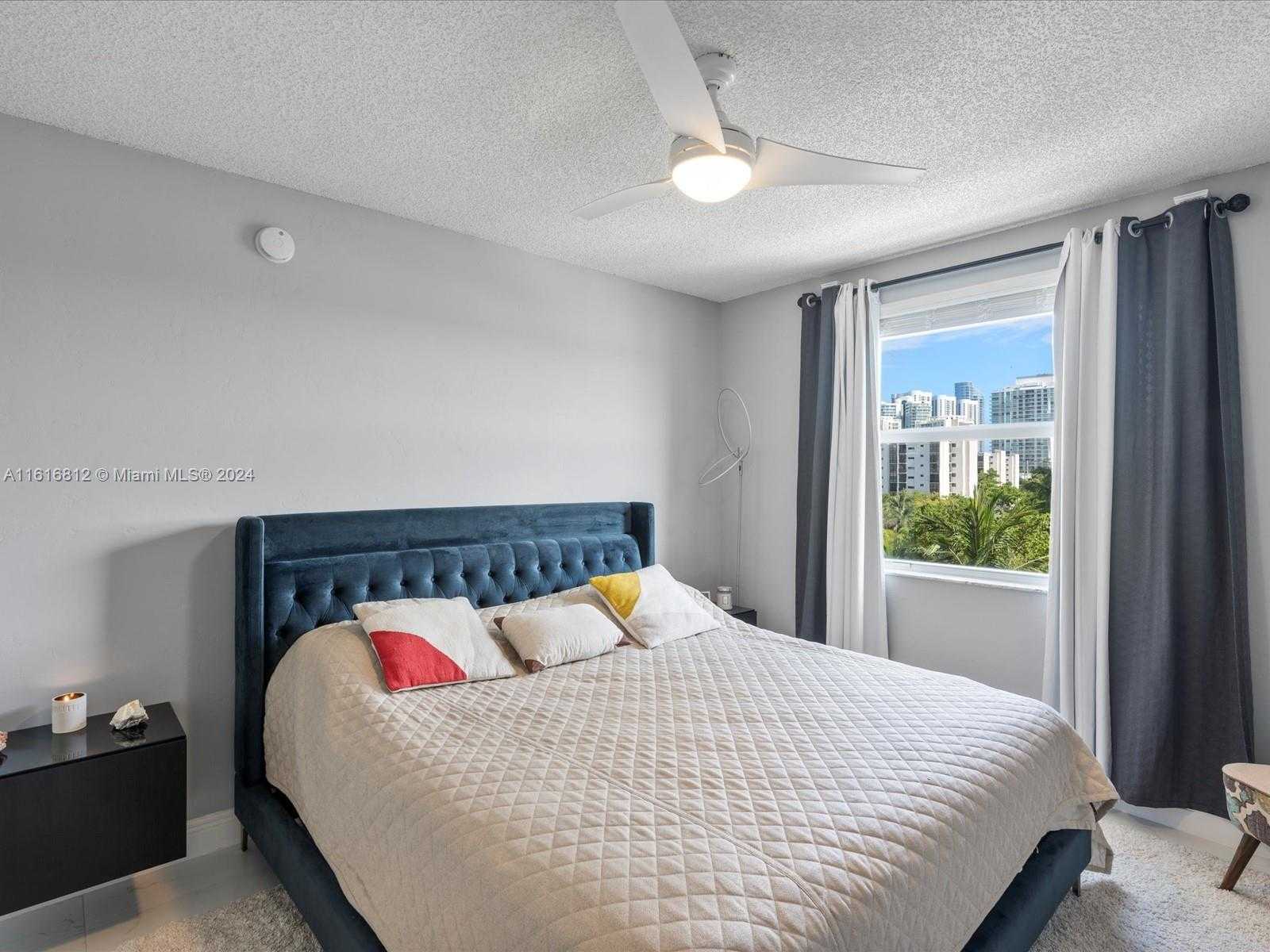 Small Image of 17100 NORTH BAY RD #1602, Sunny Isles Beach Number 17