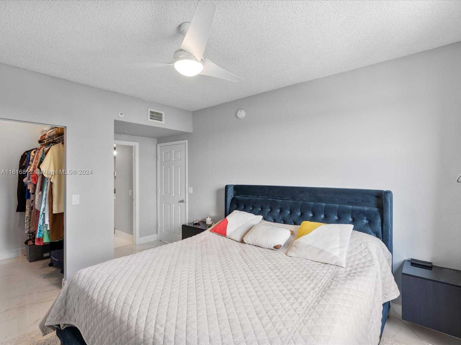 Small Image of 17100 NORTH BAY RD #1602, Sunny Isles Beach Number 18