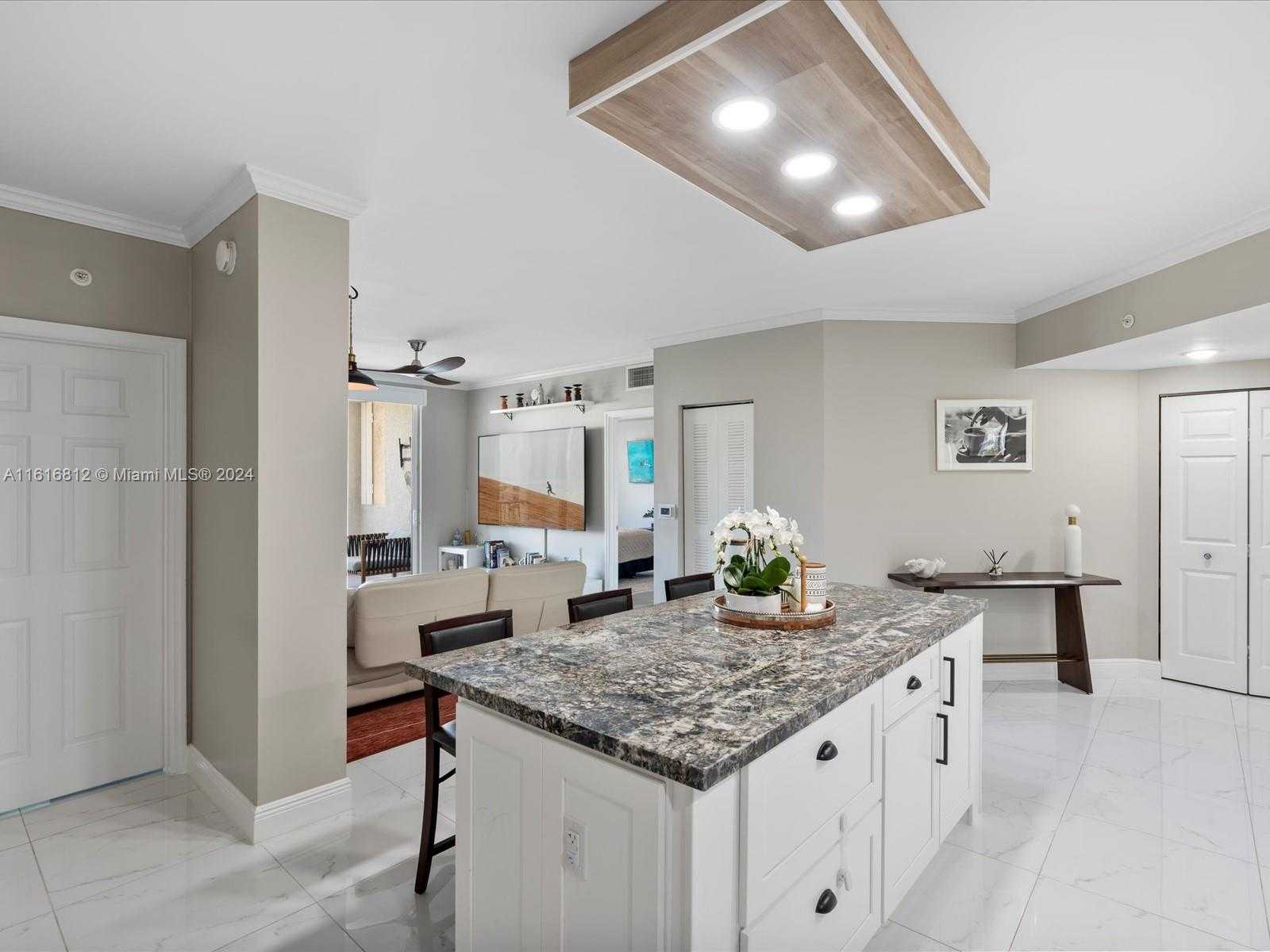 Small Image of 17100 NORTH BAY RD #1602, Sunny Isles Beach Number 6