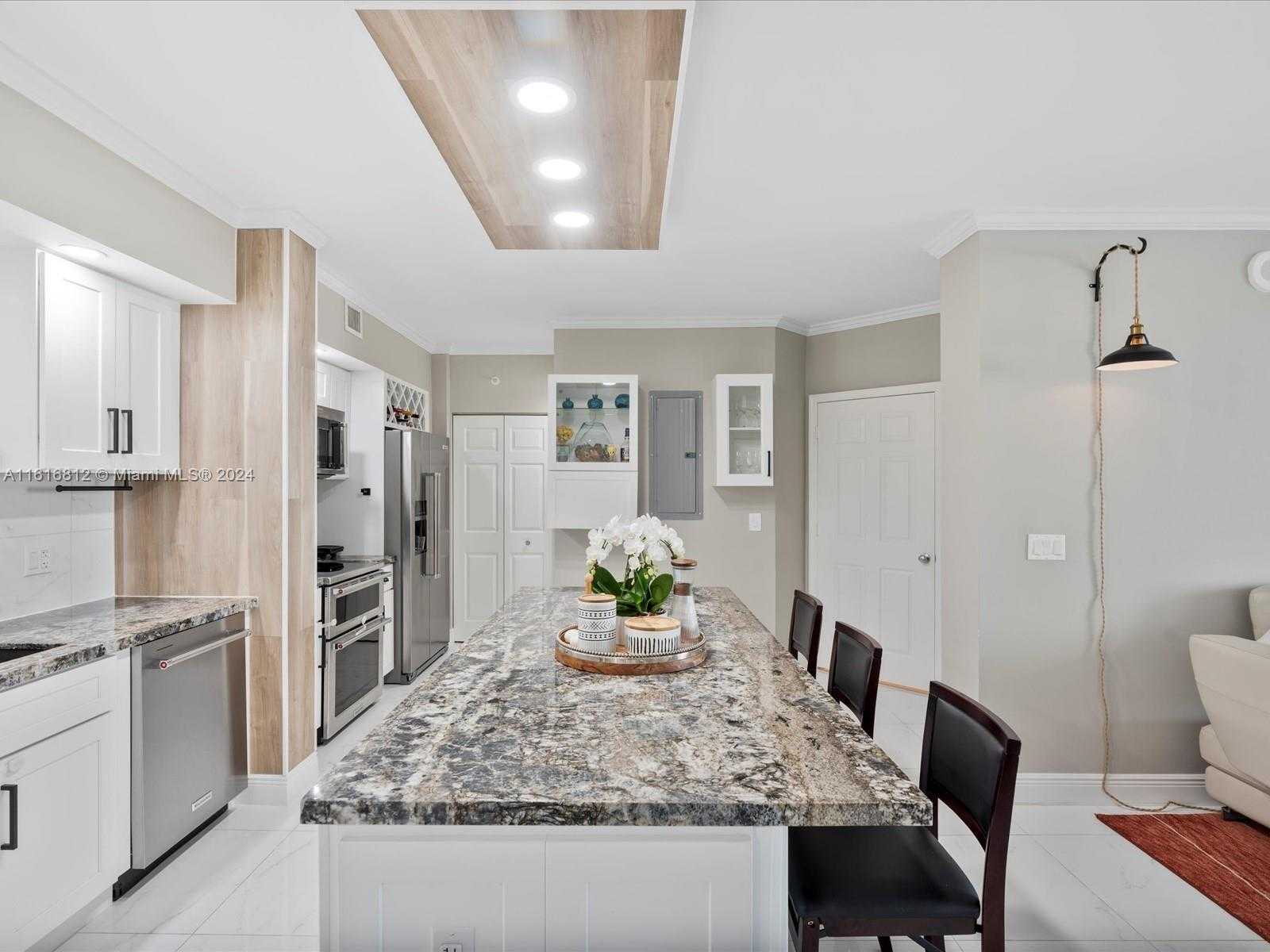 Small Image of 17100 NORTH BAY RD #1602, Sunny Isles Beach Number 9