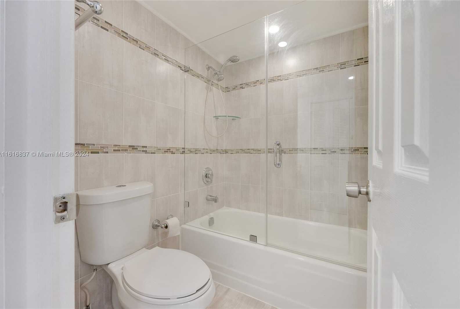 Small Image of 9273 COLLINS AVE #507, Surfside Number 10