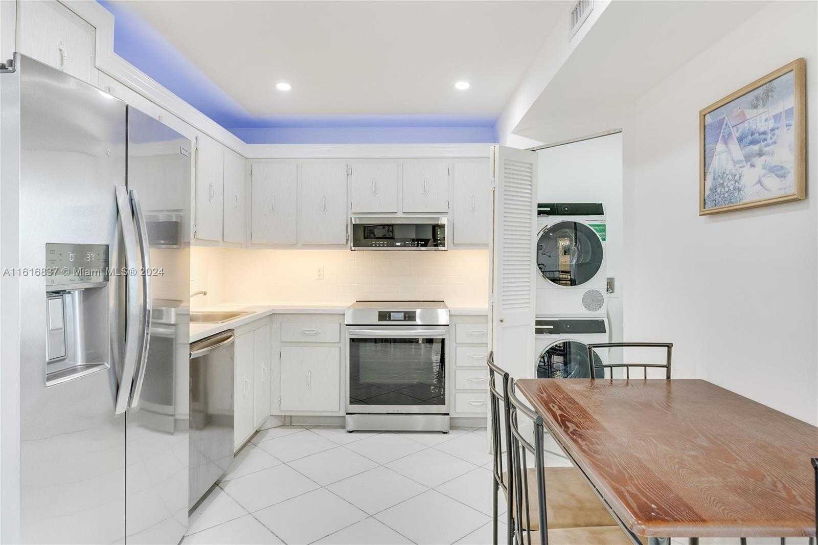 Small Image of 9273 COLLINS AVE #507, Surfside Number 7