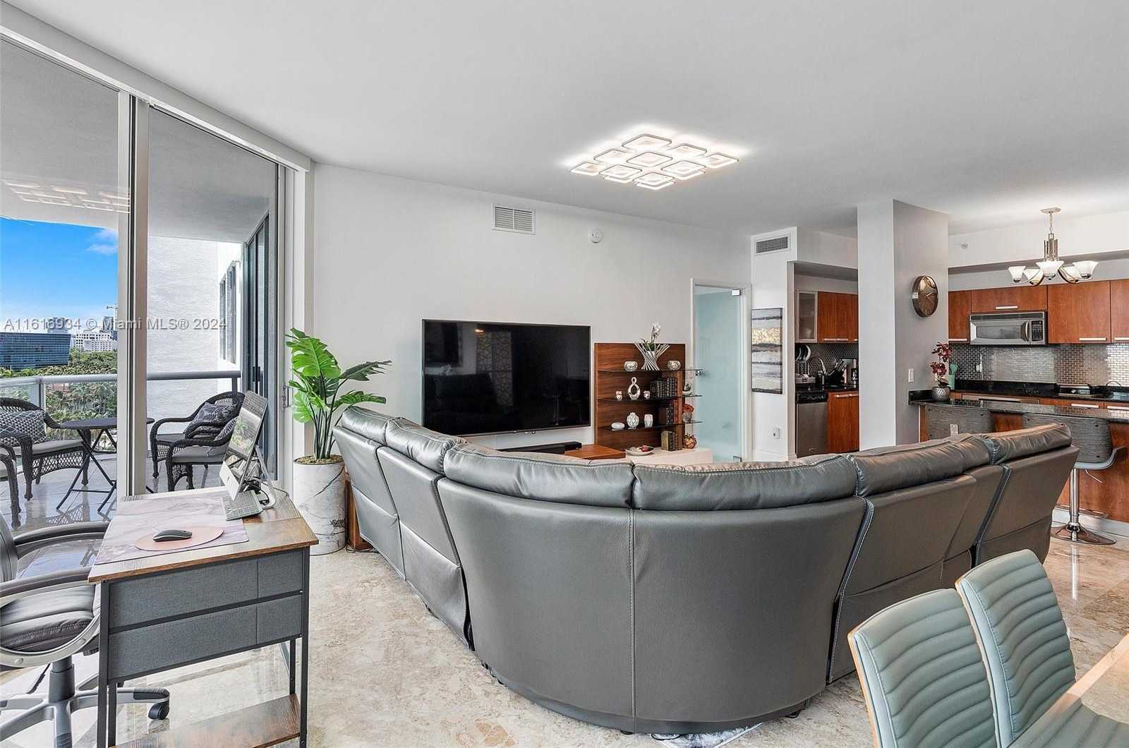 Small Image of 3131 NORTH EAST 188TH ST #2-903, Aventura Number 11
