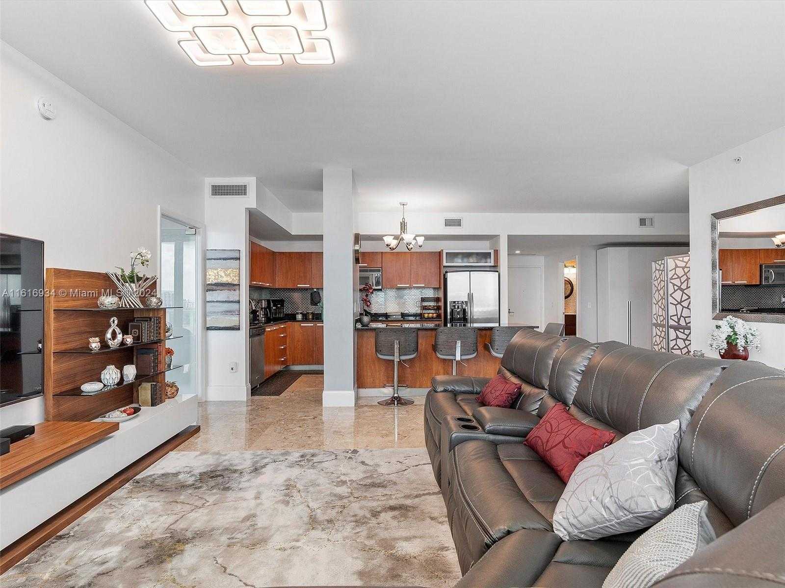 Small Image of 3131 NORTH EAST 188TH ST #2-903, Aventura Number 12