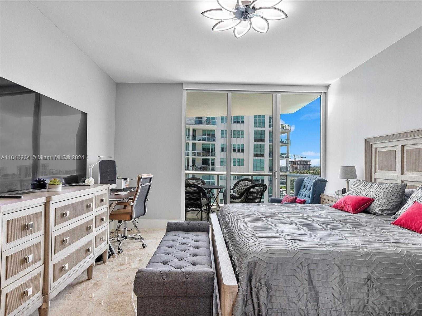 Small Image of 3131 NORTH EAST 188TH ST #2-903, Aventura Number 25