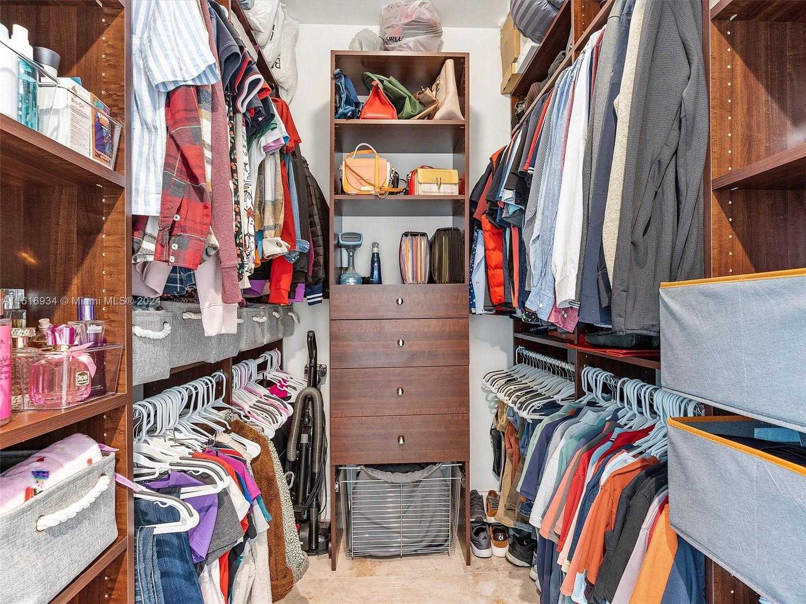Small Image of 3131 NORTH EAST 188TH ST #2-903, Aventura Number 28