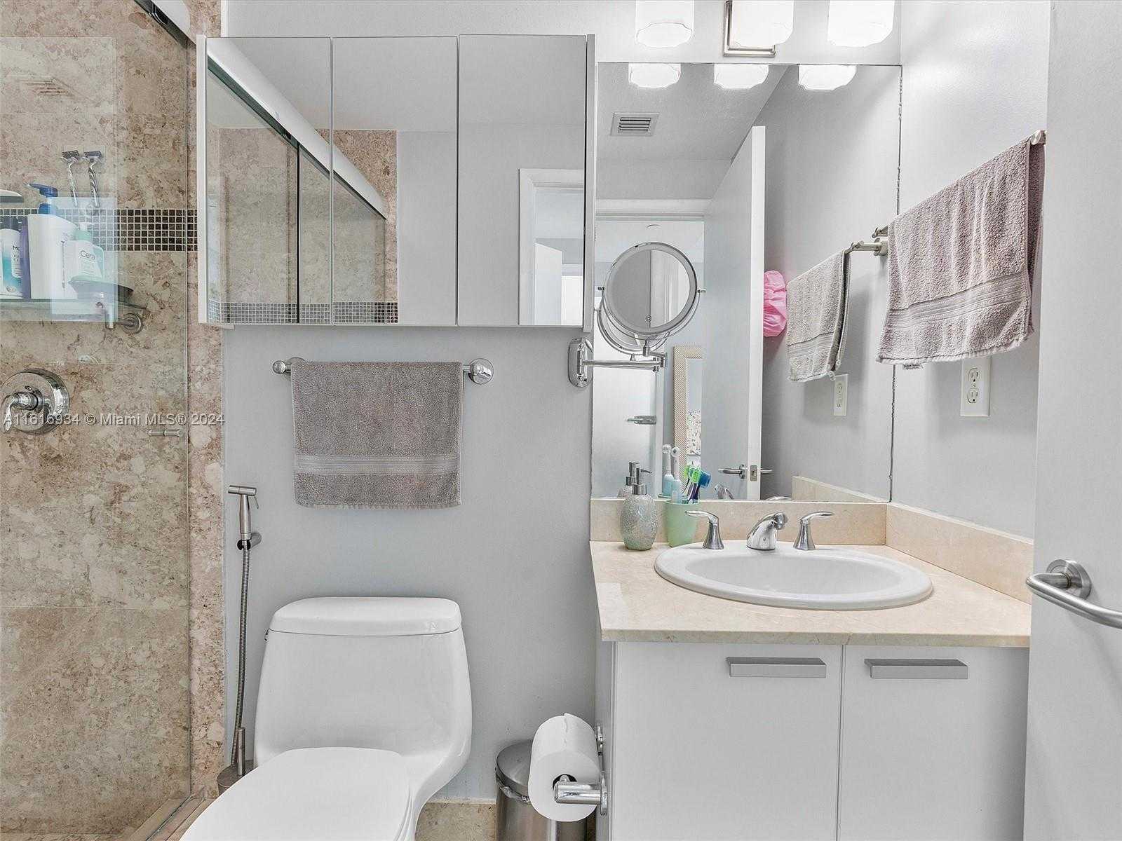 Small Image of 3131 NORTH EAST 188TH ST #2-903, Aventura Number 38