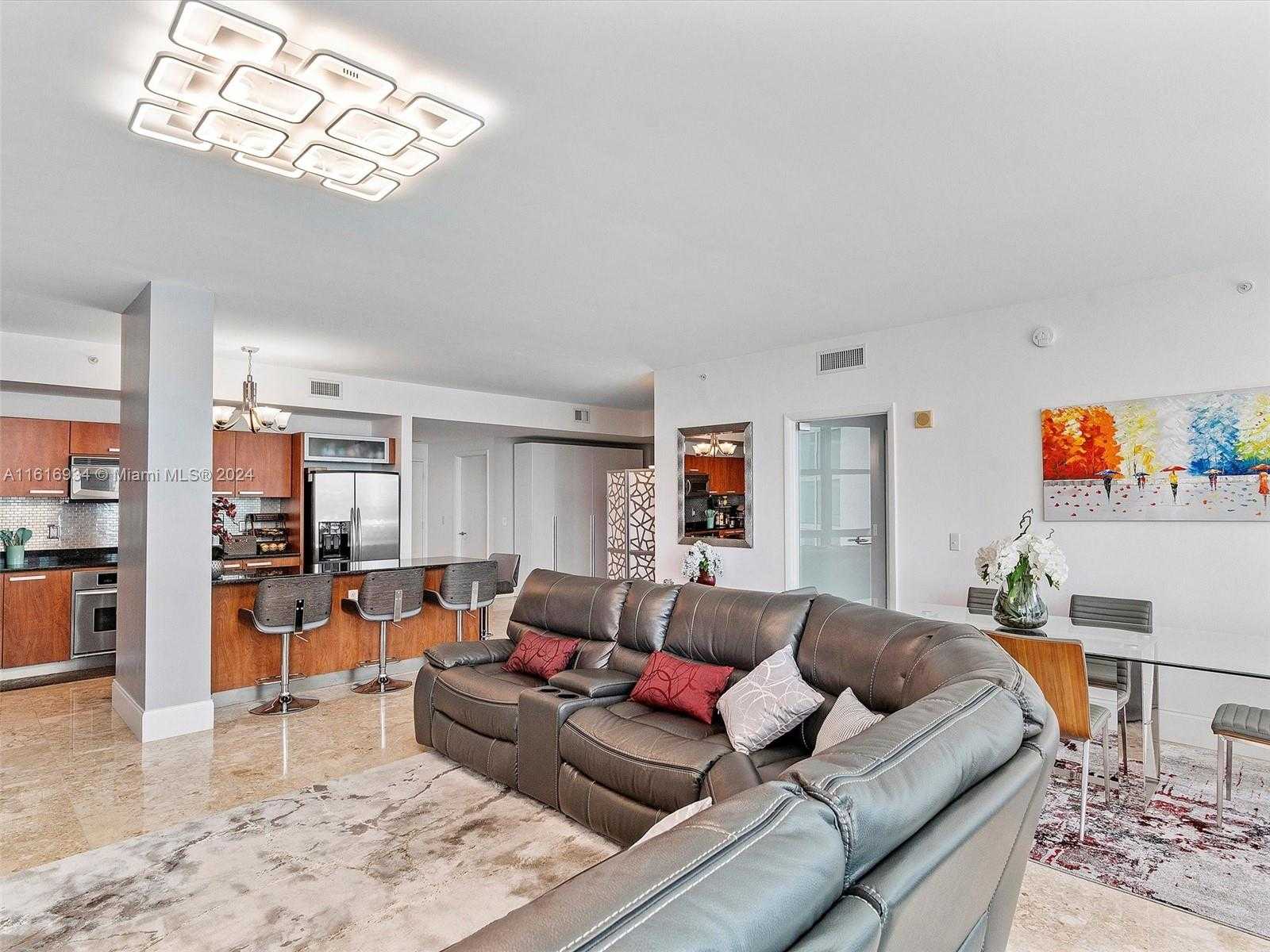 Small Image of 3131 NORTH EAST 188TH ST #2-903, Aventura Number 5