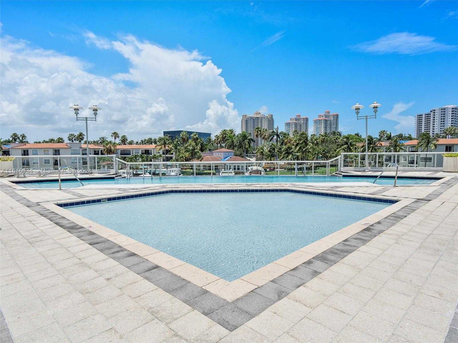 Small Image of 3131 NORTH EAST 188TH ST #2-903, Aventura Number 68