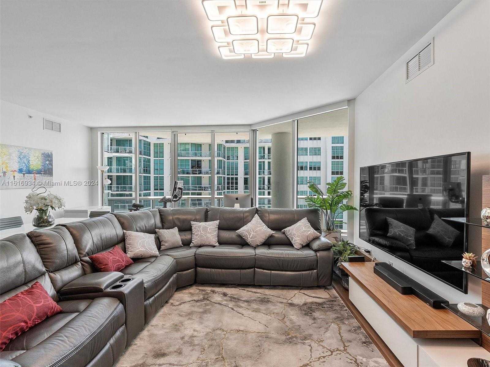 Small Image of 3131 NORTH EAST 188TH ST #2-903, Aventura Number 8