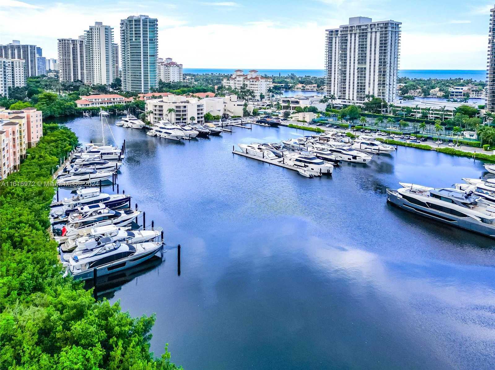 Small Image of 19701 E Country Club Dr, Aventura, FL 33180, USA Number 24