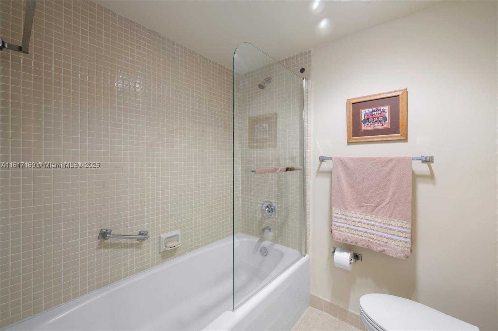 Small Image of 20505 EAST COUNTRY CLUB DR #1138, Aventura Number 13