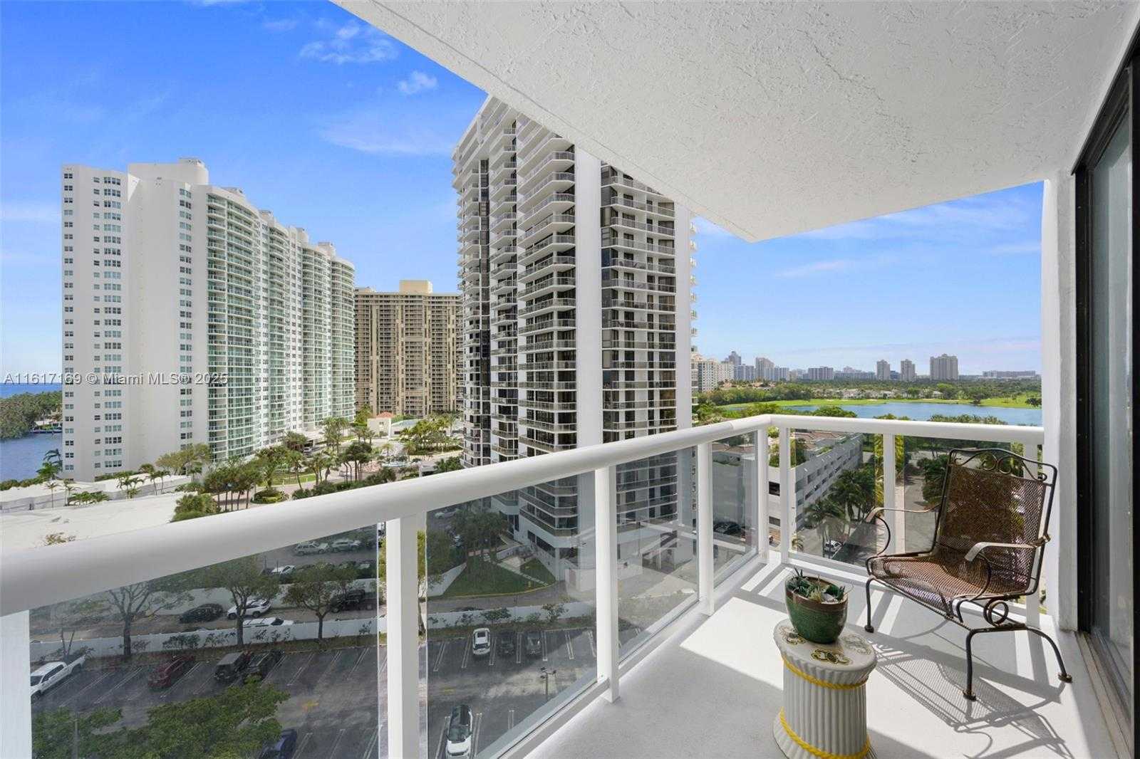 Small Image of 20505 EAST COUNTRY CLUB DR #1138, Aventura Number 4