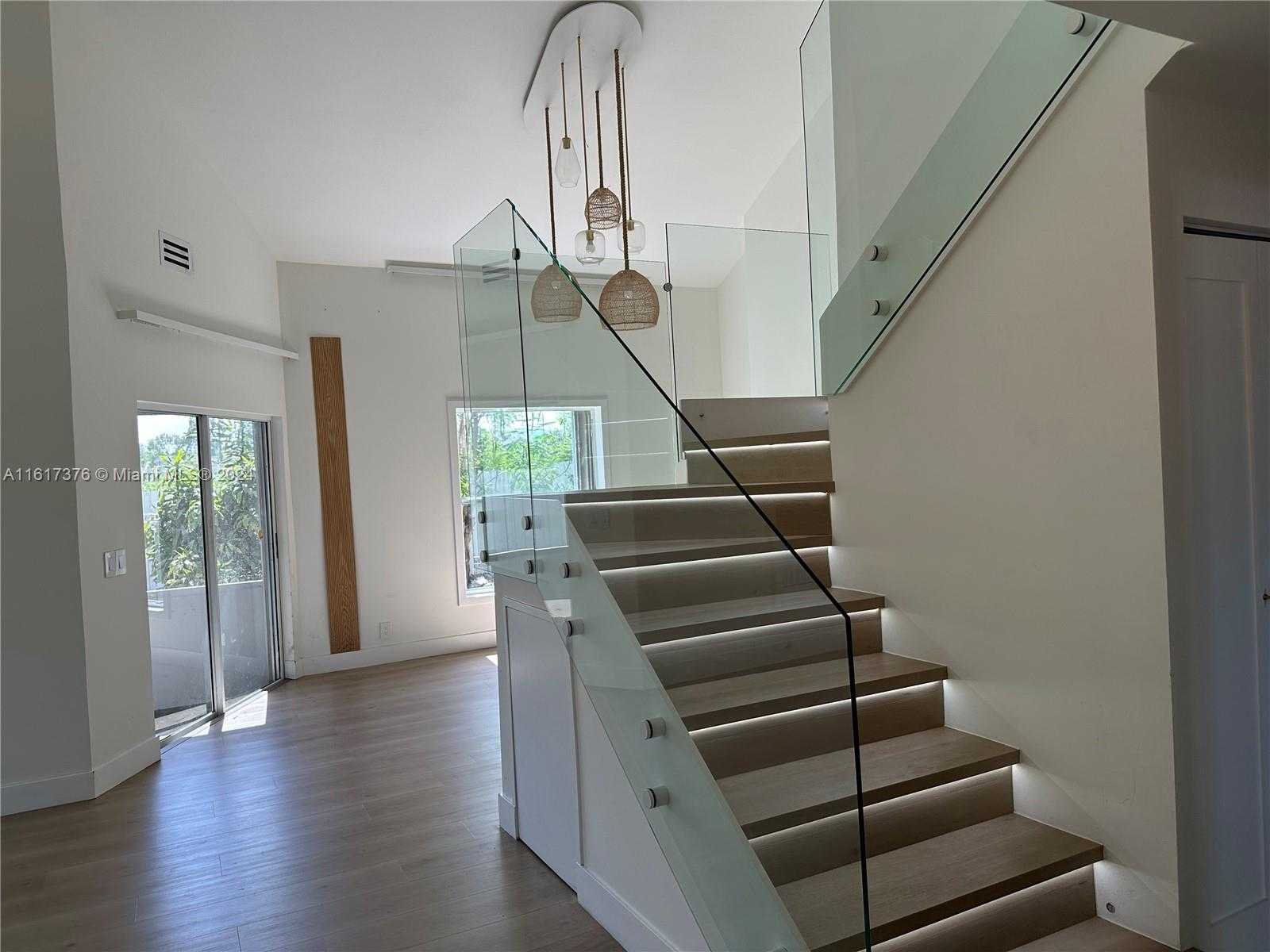 Small Image of 708 SOUTH EAST 3RD AVE EXT #201, Hallandale Beach Number 6