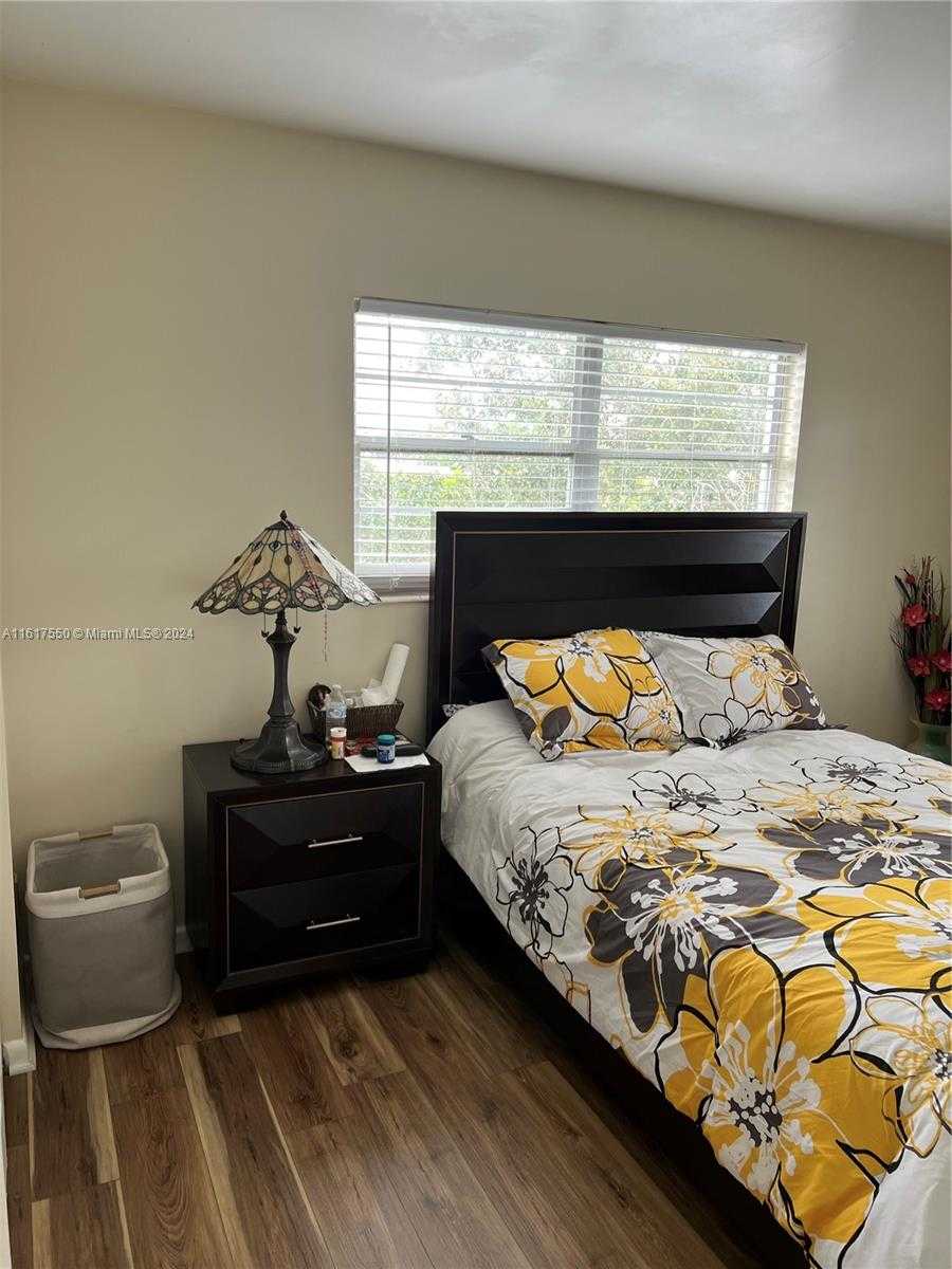 Small Image of 155 SUFFOLK D #D, Boca Raton Number 16