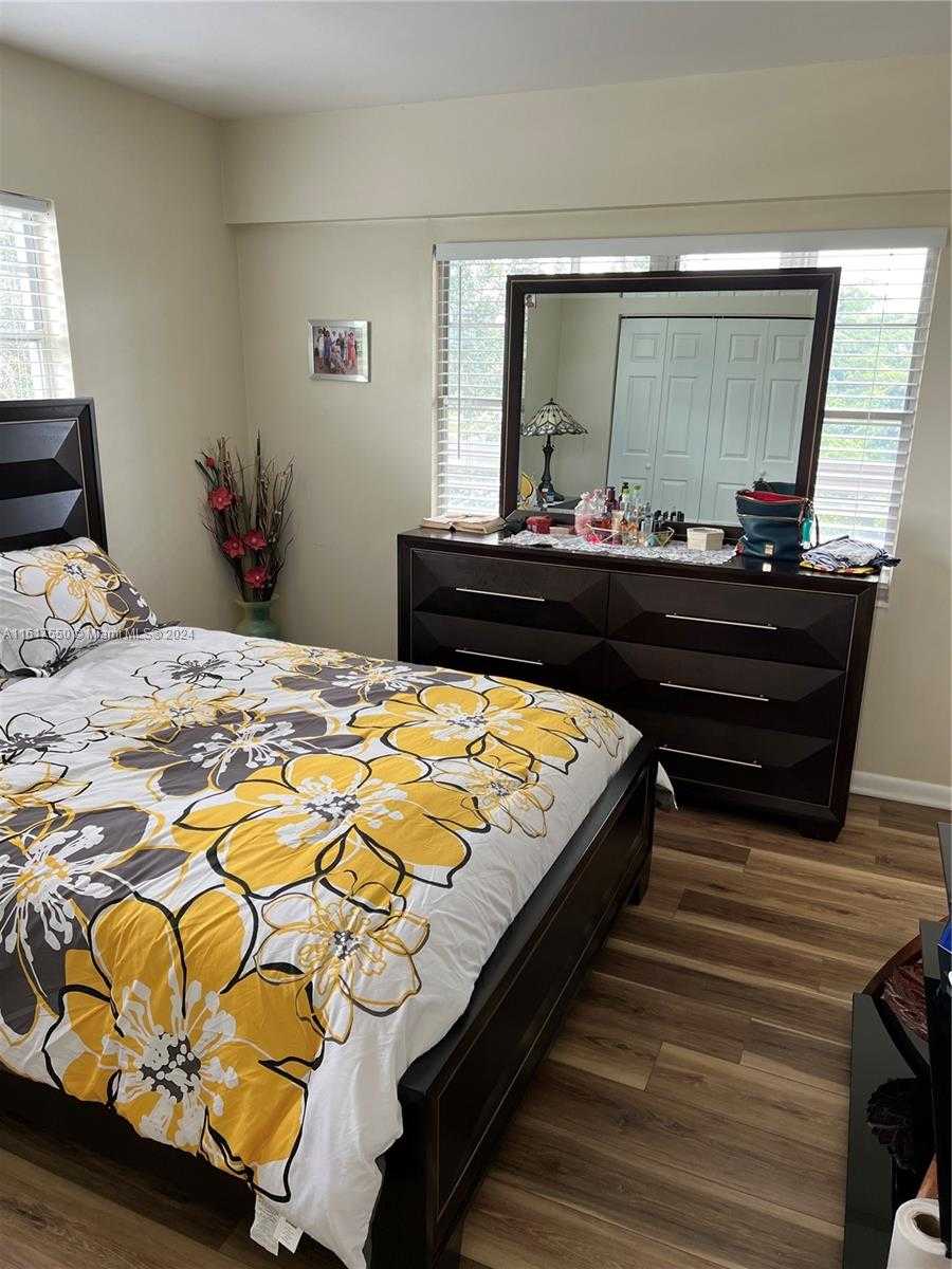 Small Image of 155 SUFFOLK D #D, Boca Raton Number 17