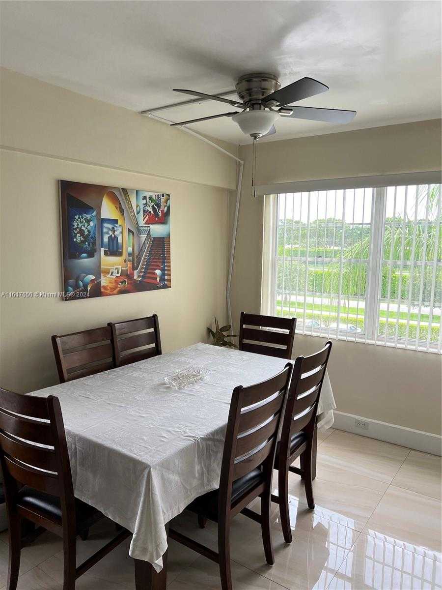 Small Image of 155 SUFFOLK D #D, Boca Raton Number 22