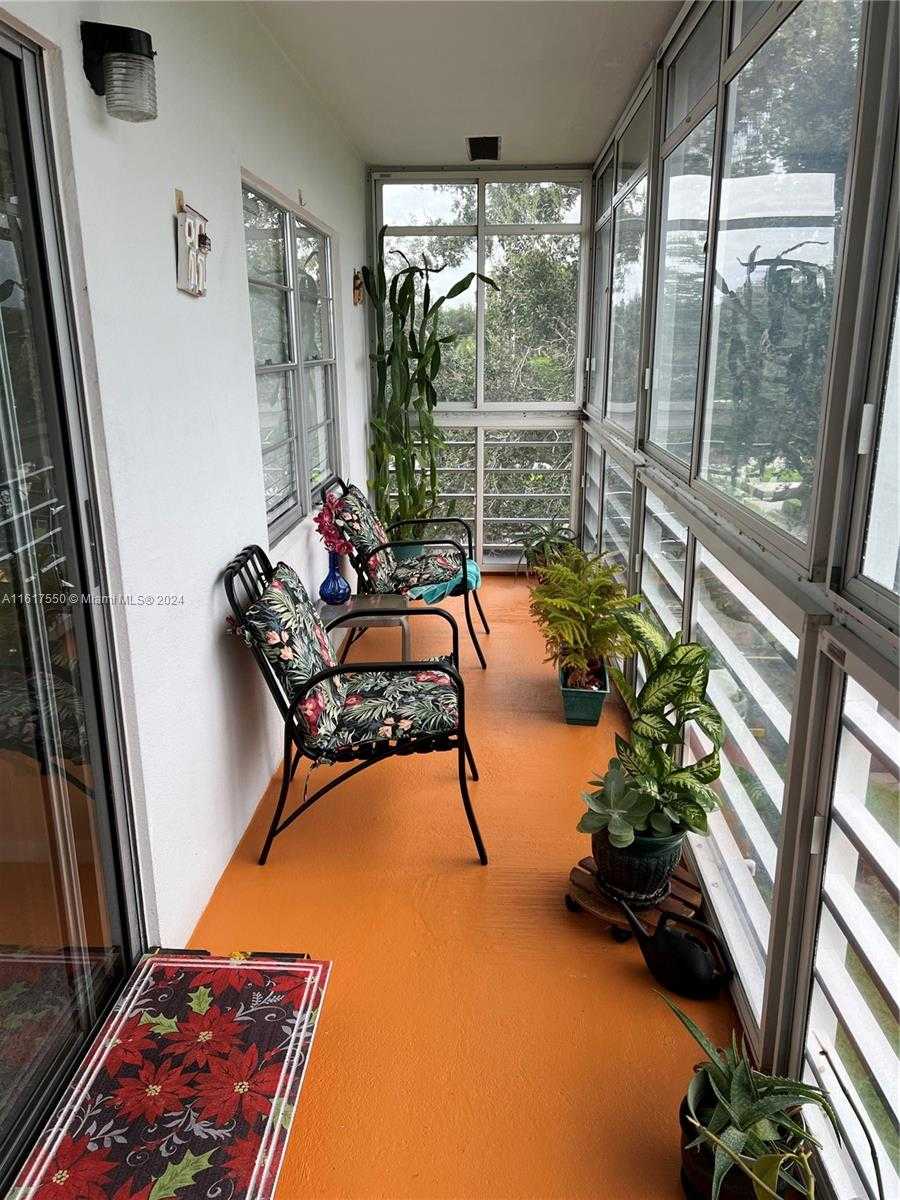 Small Image of 155 SUFFOLK D #D, Boca Raton Number 32