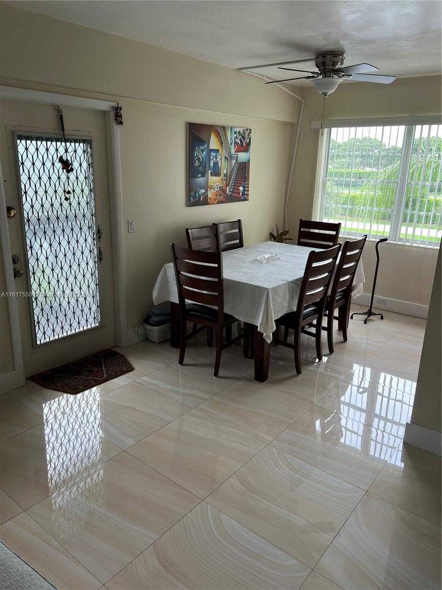 Small Image of 155 SUFFOLK D #D, Boca Raton Number 4