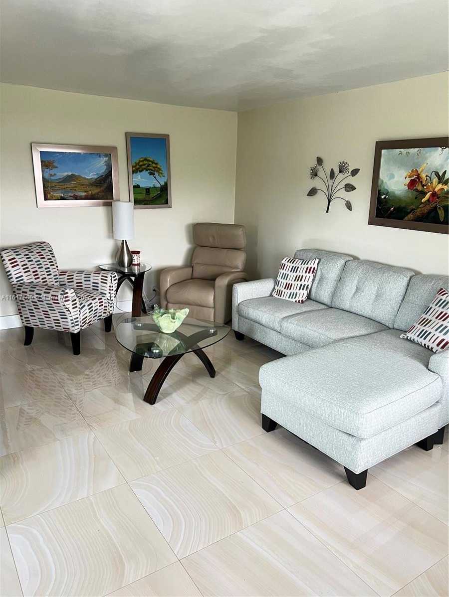 Small Image of 155 SUFFOLK D #D, Boca Raton Number 8